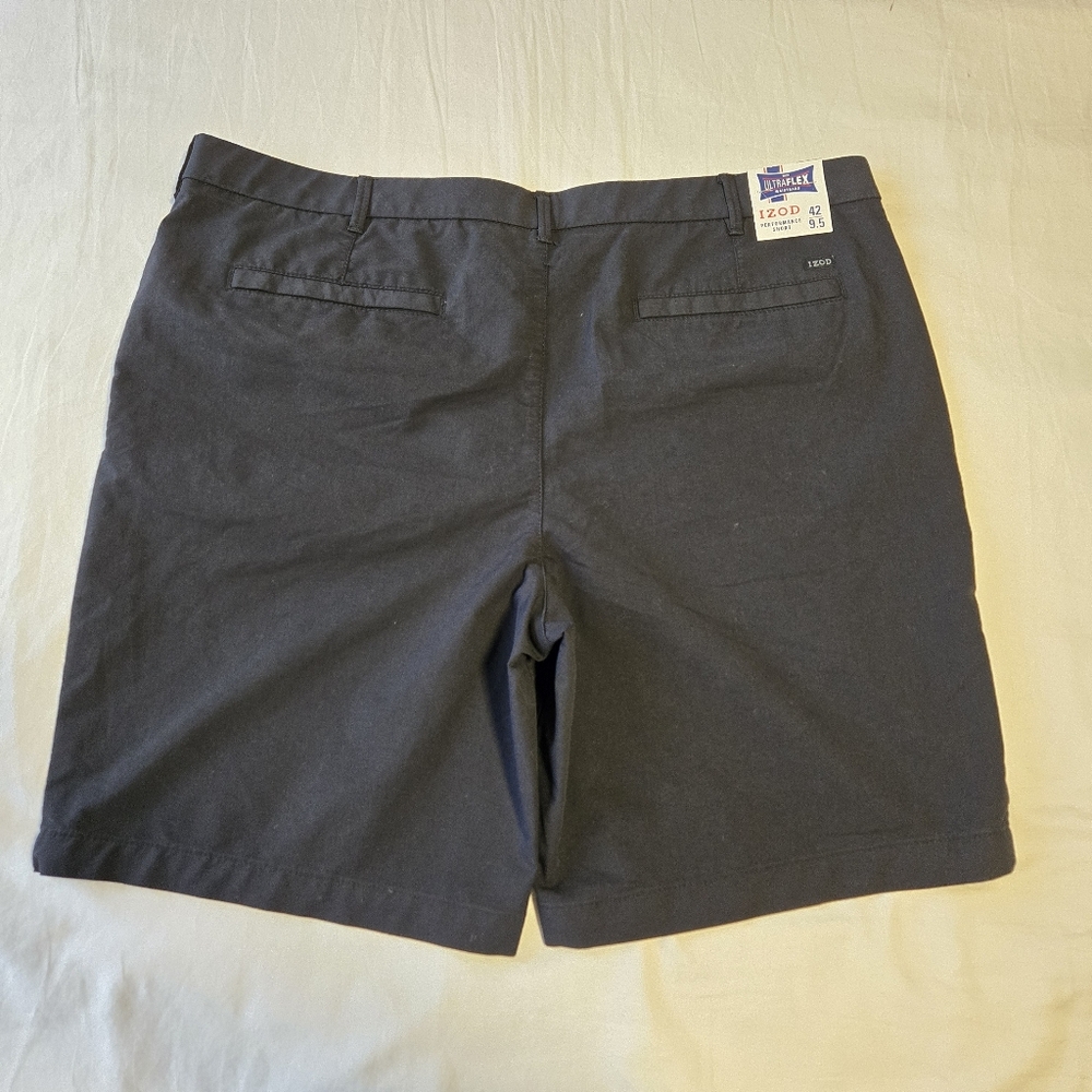 NWT IZOD Mens Performance Shorts, Size 42, Black, Stretch, Ultra Flex, Waistband